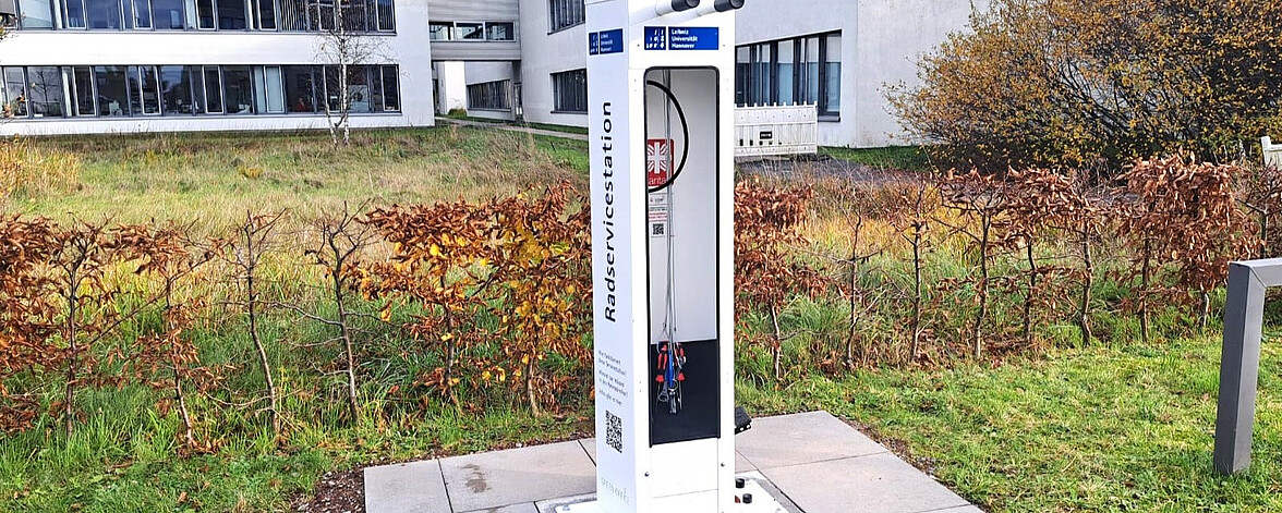 Bike repair stations at LUH